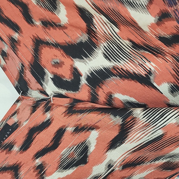 Lovely Apostrophe Sleeveless Top (M) - Picture 4 of 10